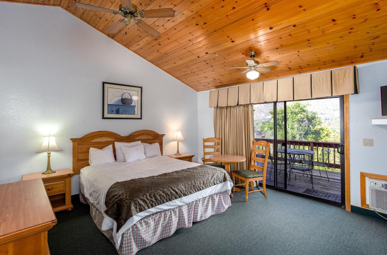 Whispering Pines Kernville