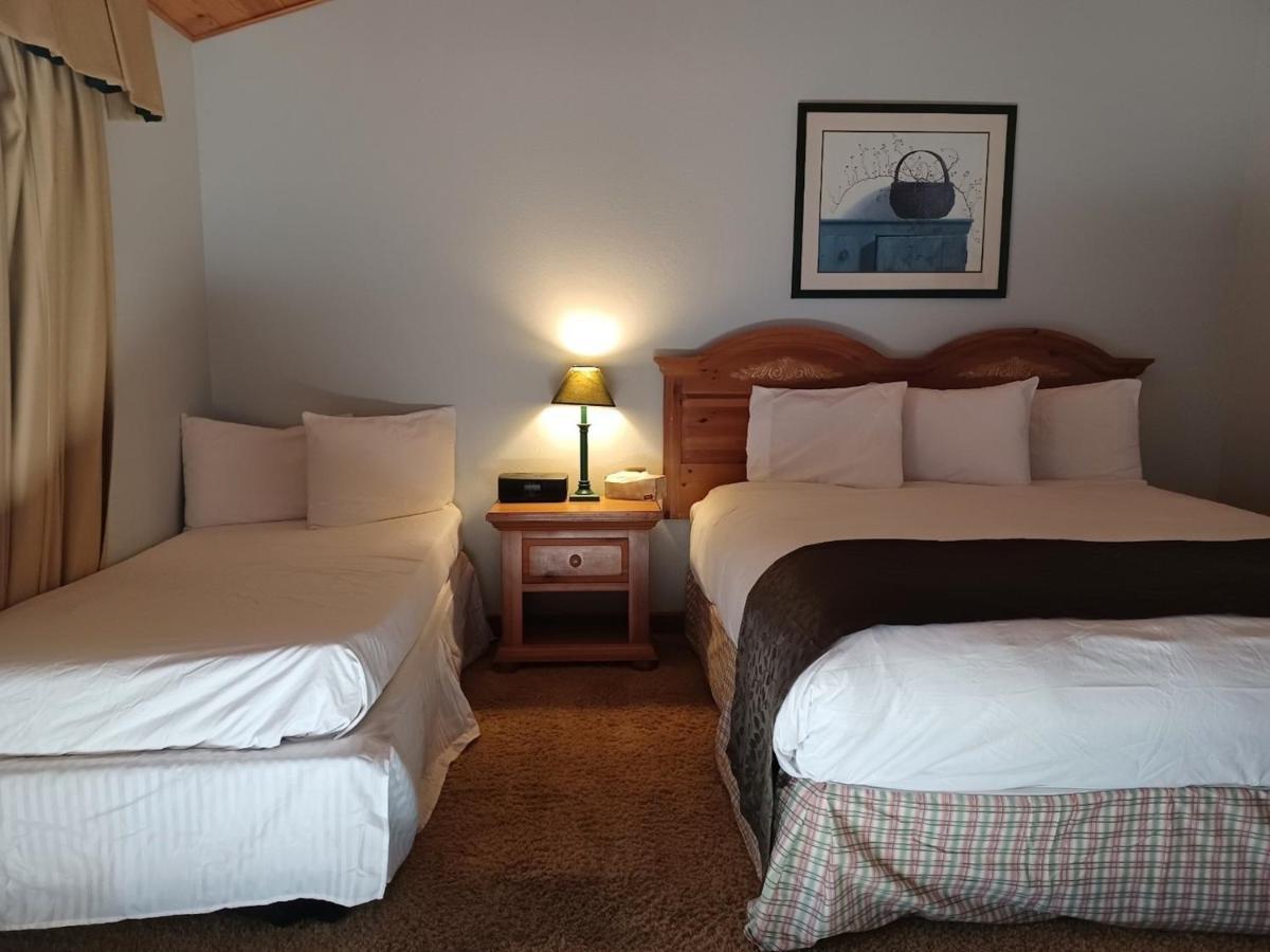 Whispering Pines Kernville
