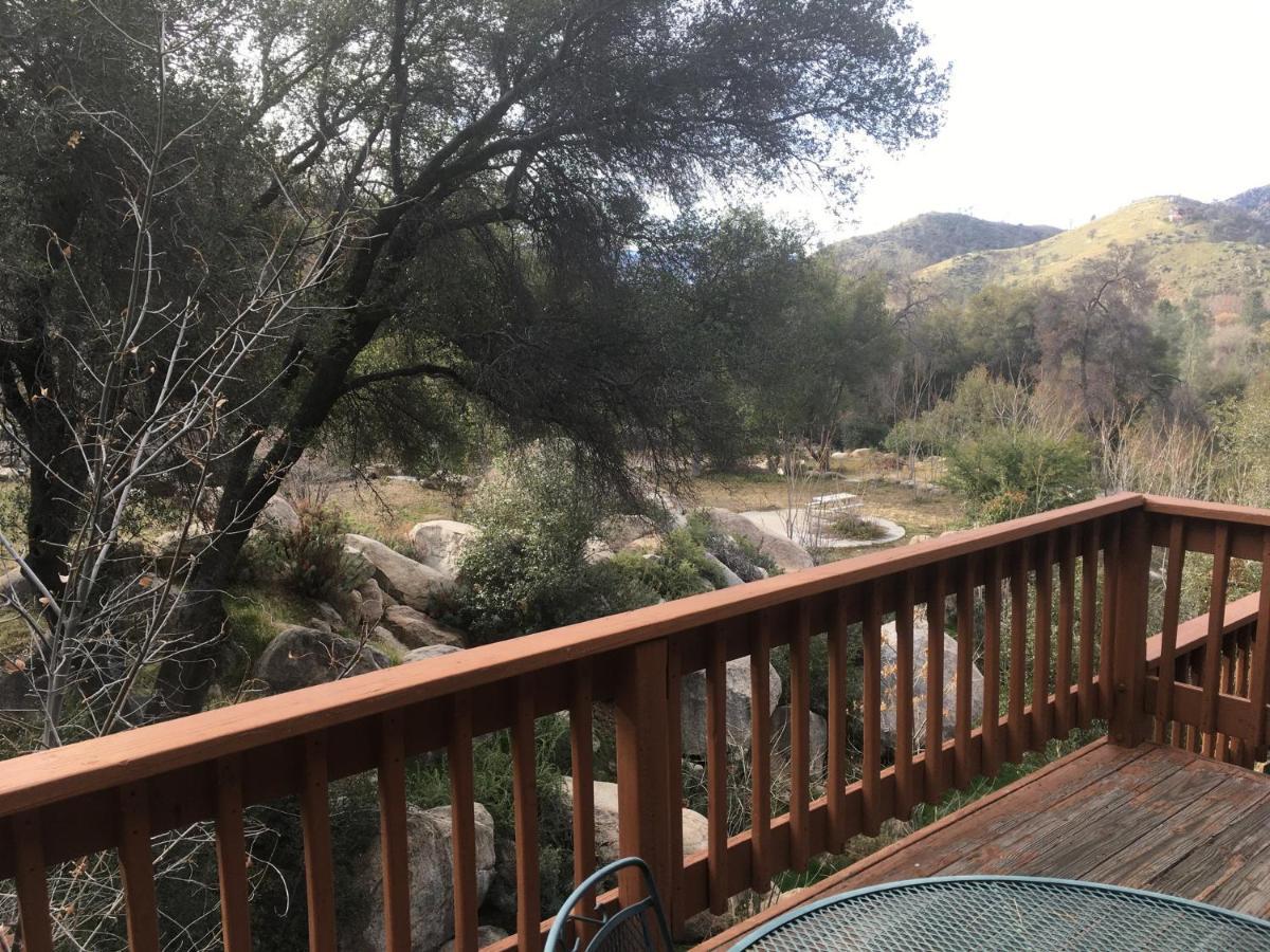 Lodge Whispering Pines Kernville