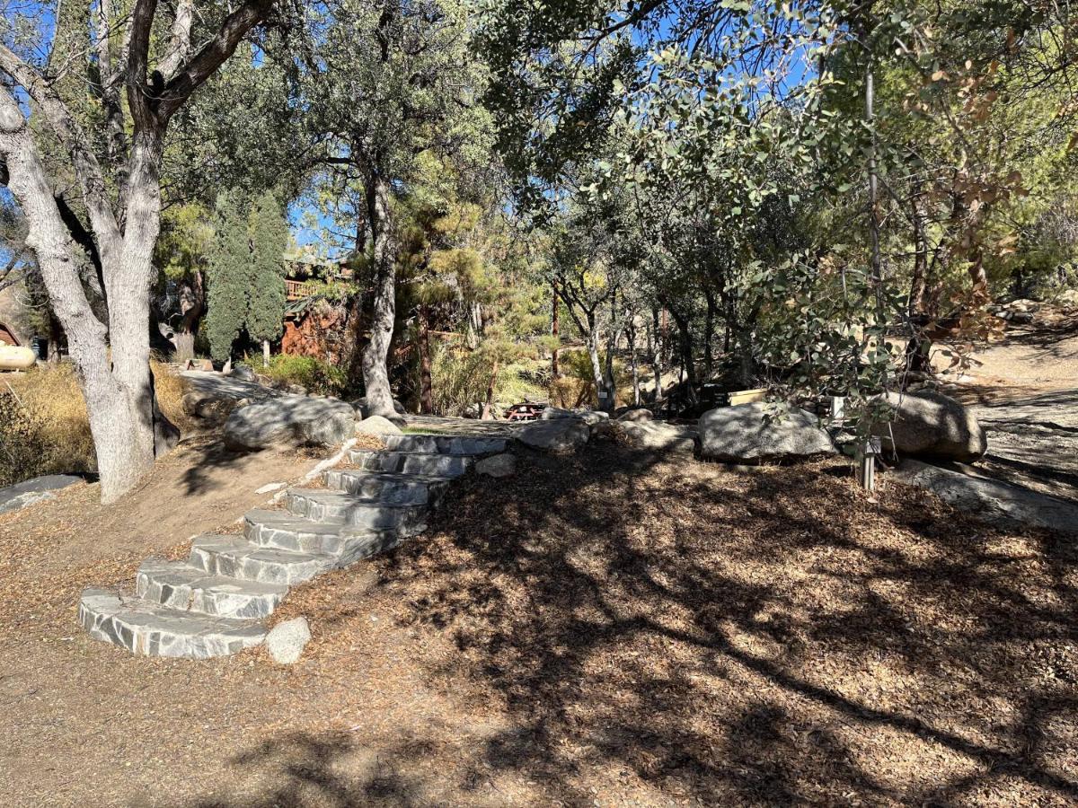 Whispering Pines Kernville